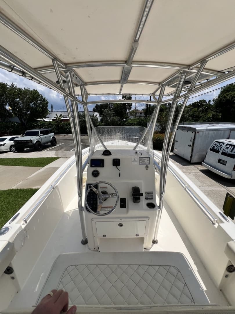 2019 Cobia Sport Fisherman