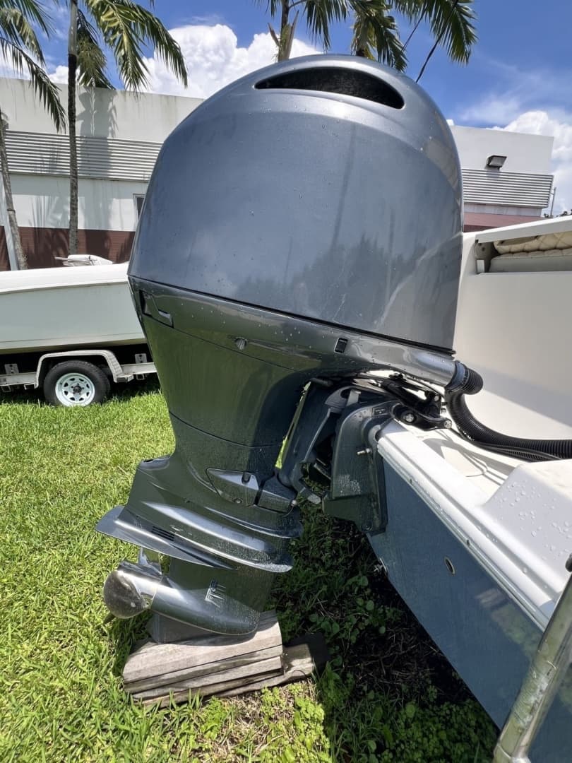 2019 Cobia Sport Fisherman