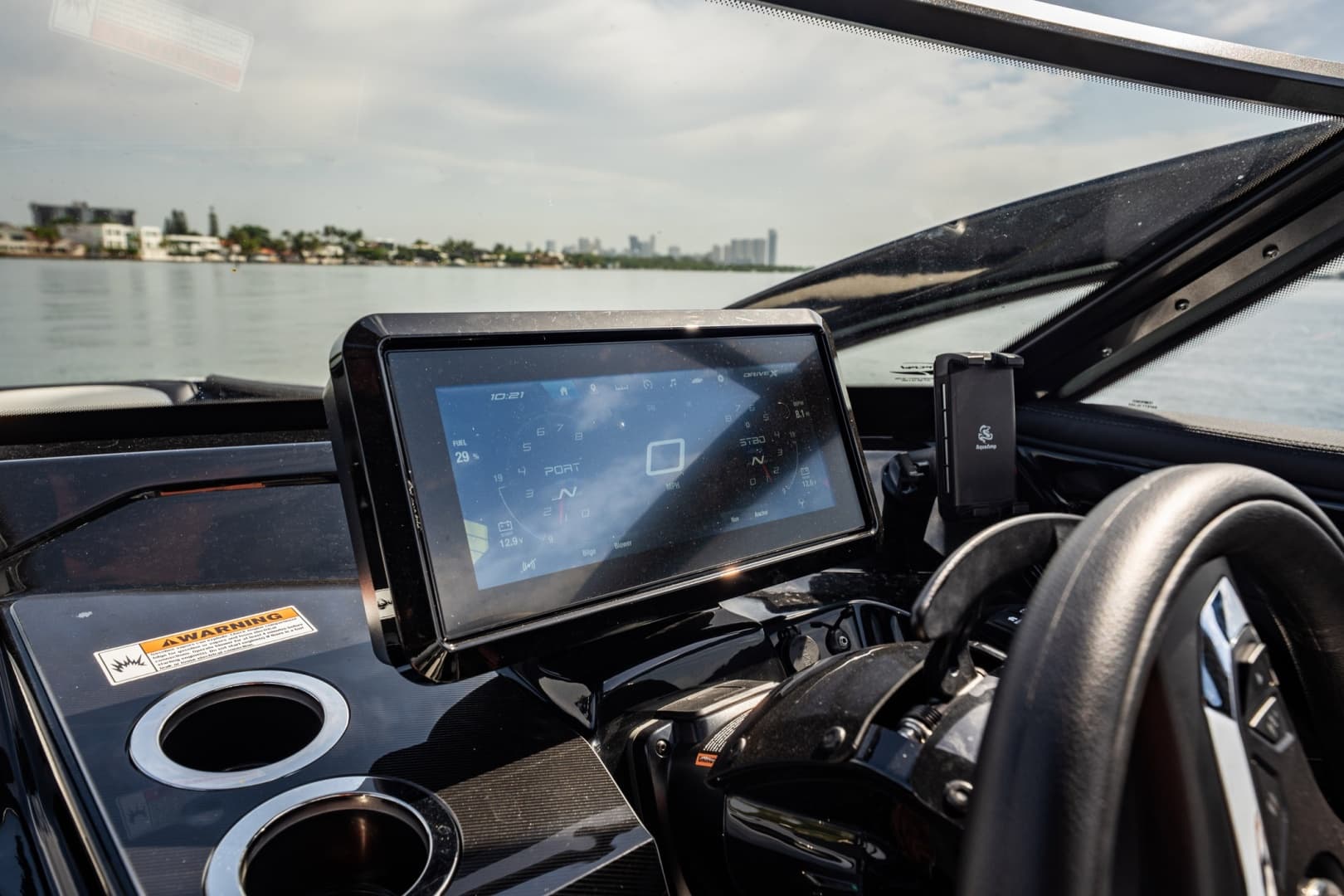 2025 Yamaha Boats 275SD