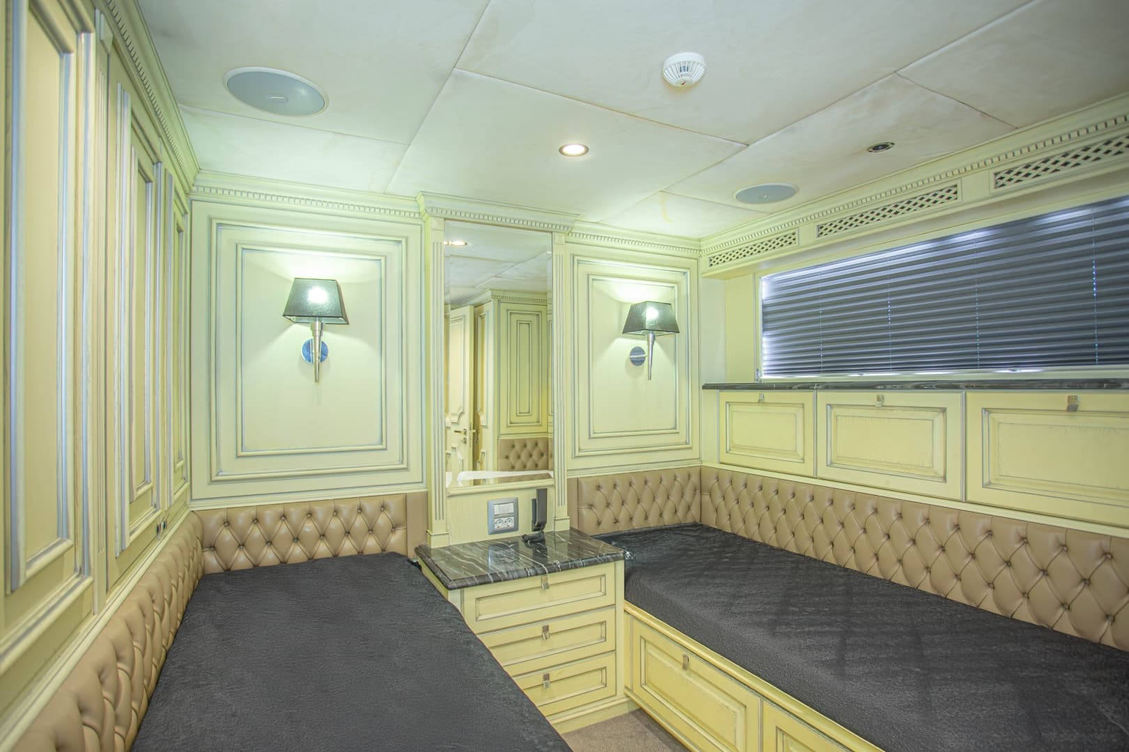 2014 Fifth Ocean Yachts Displacement Explorer