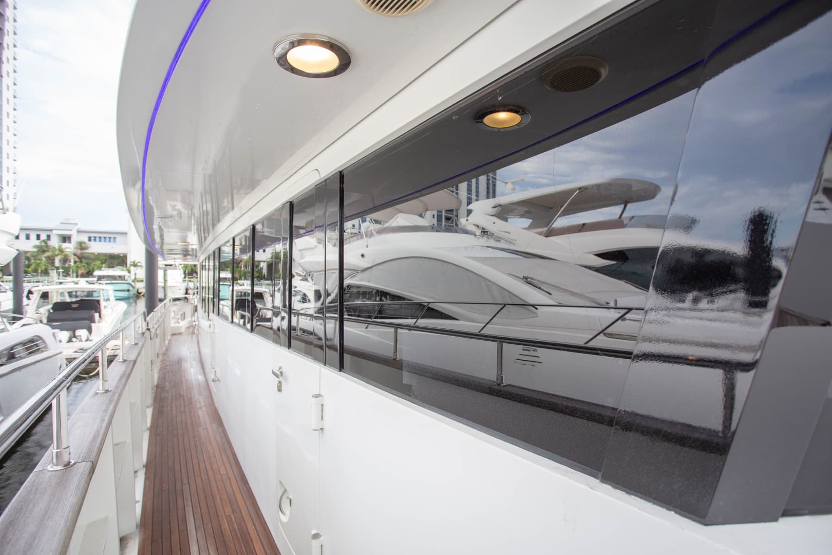 2014 Fifth Ocean Yachts Displacement Explorer