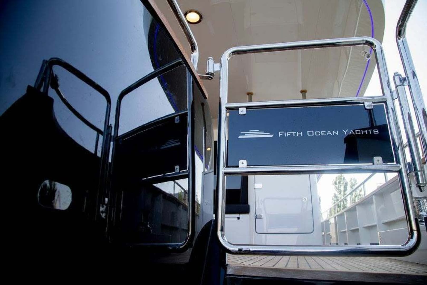 2014 Fifth Ocean Yachts Displacement Explorer