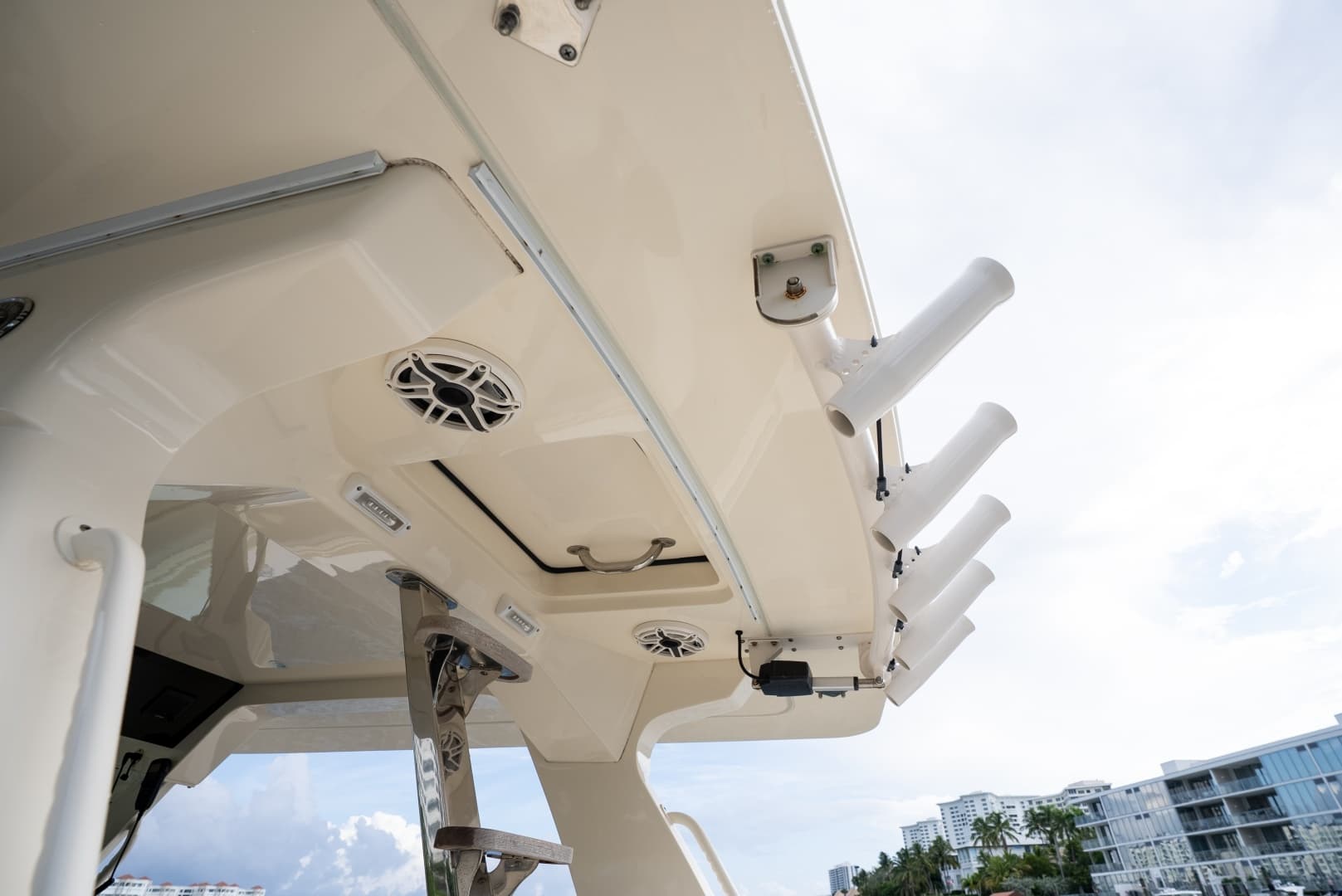 2022 Scout 425 LXF
