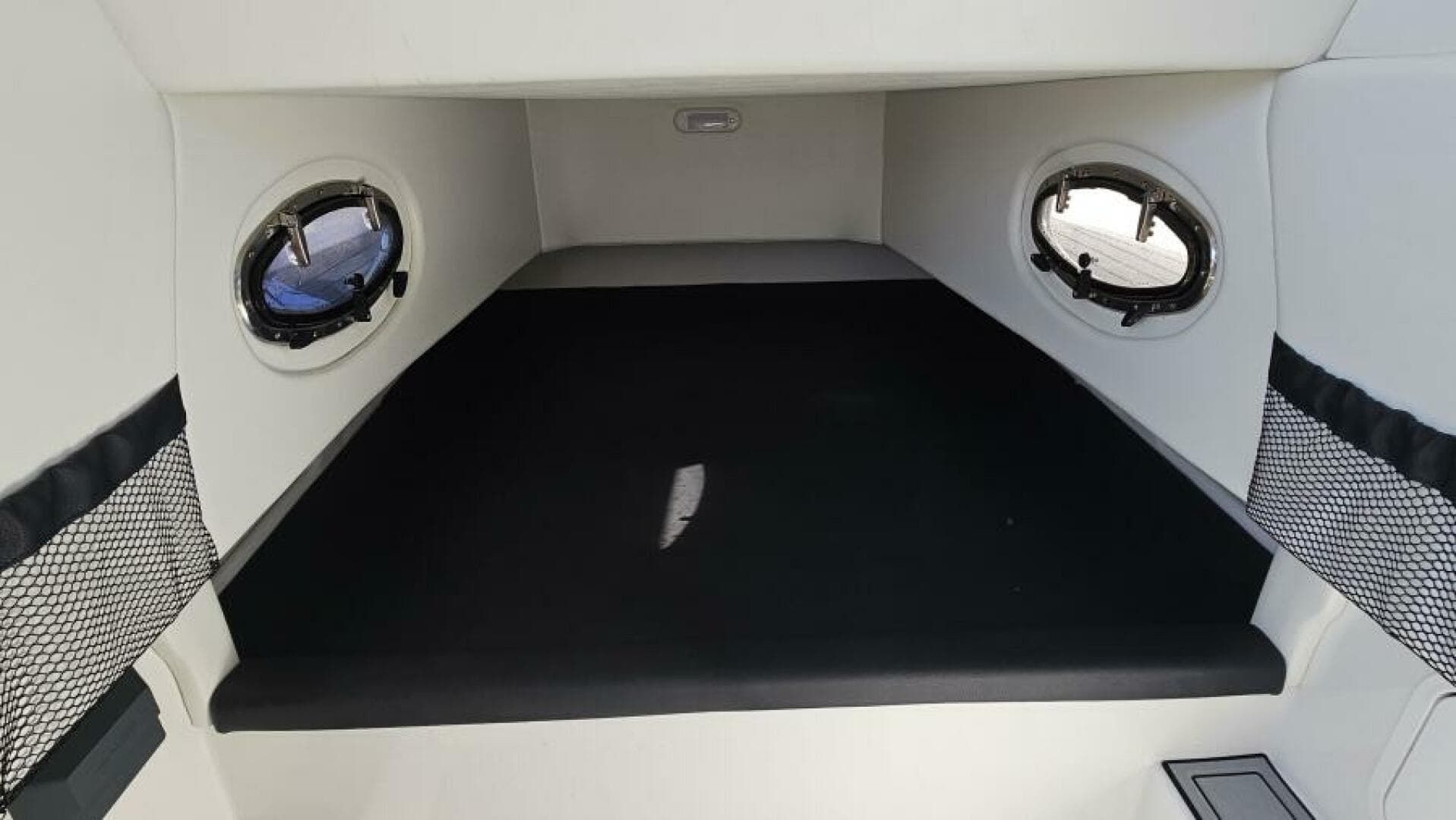 2024 Nor-Tech 390 Sport Center Console