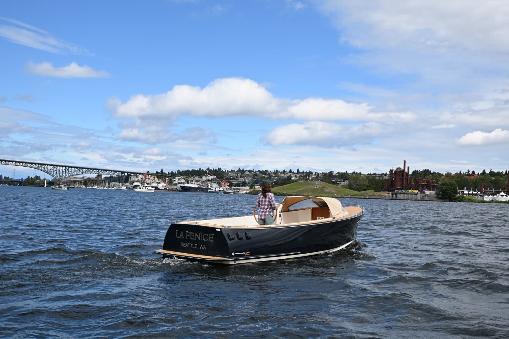 2013 AdmiralsTender C28