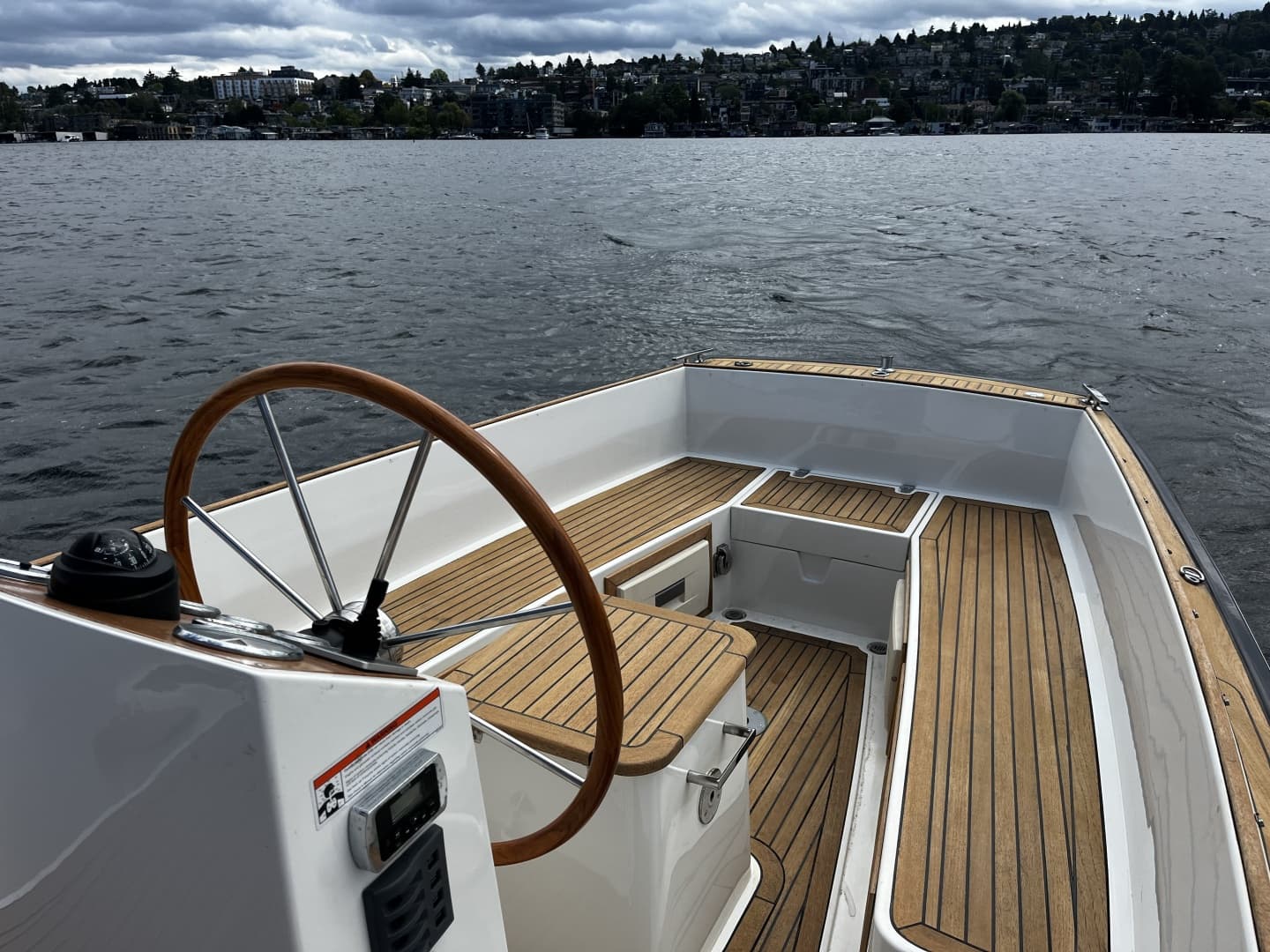 2013 AdmiralsTender C28