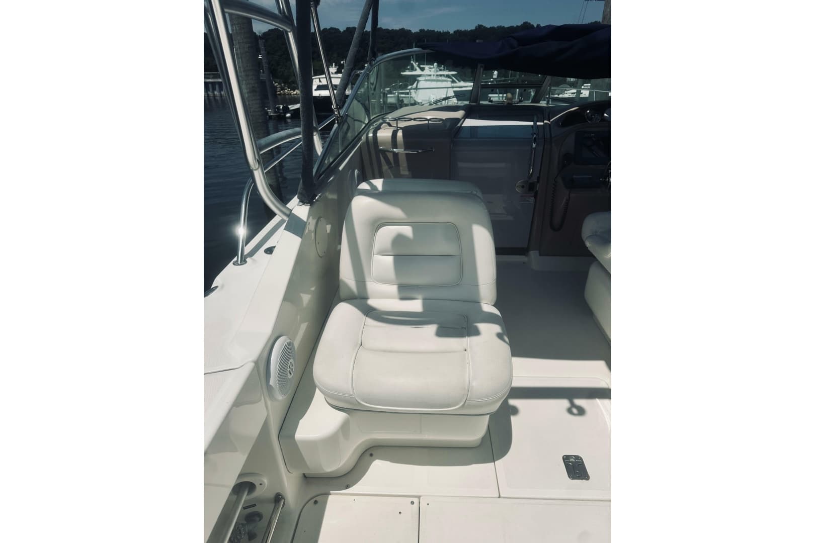 2005 Sea Ray 29 Amberjack
