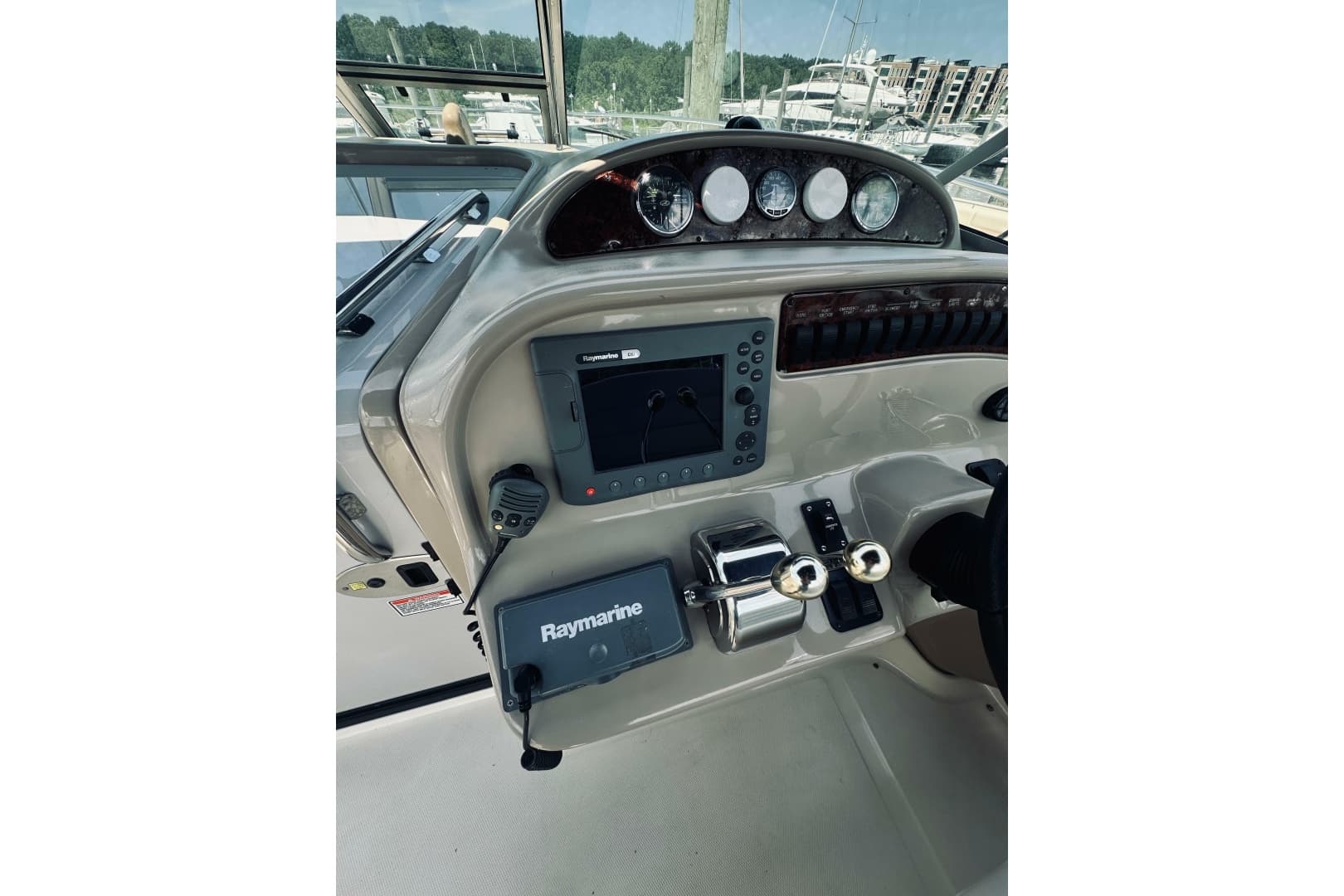 2005 Sea Ray 29 Amberjack