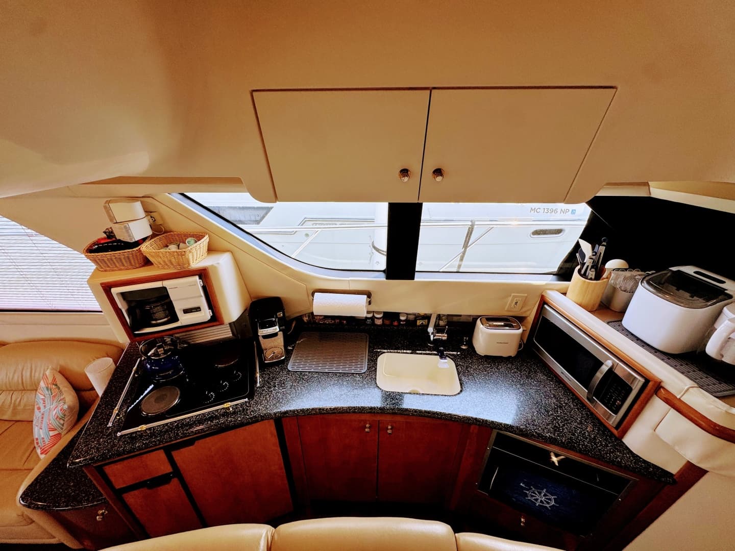 1999 Carver 450 Voyager Pilothouse