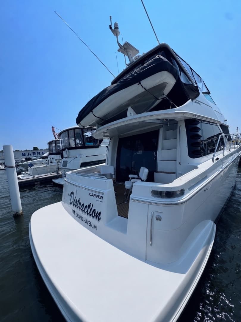 1999 Carver 450 Voyager Pilothouse