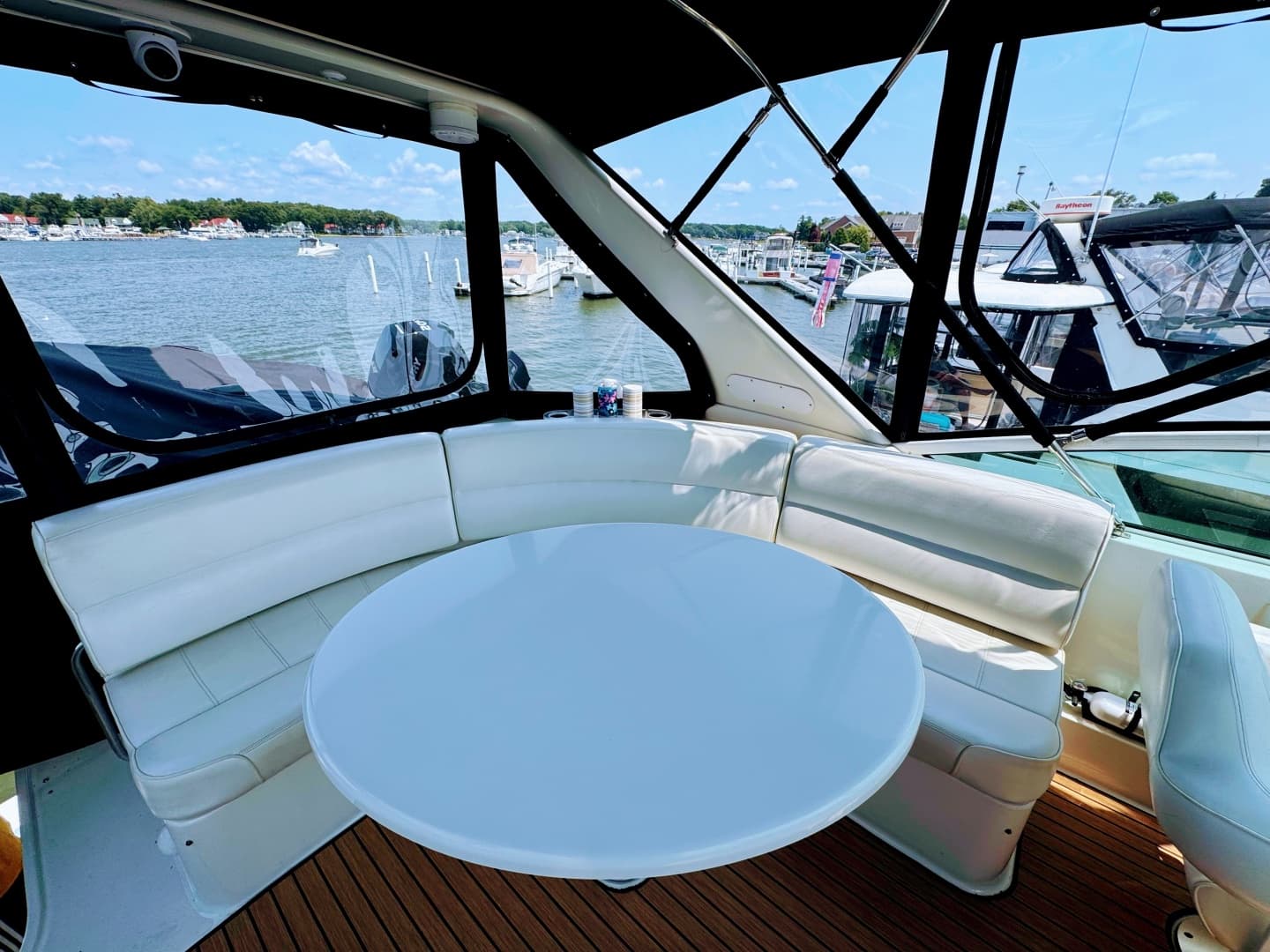 1999 Carver 450 Voyager Pilothouse