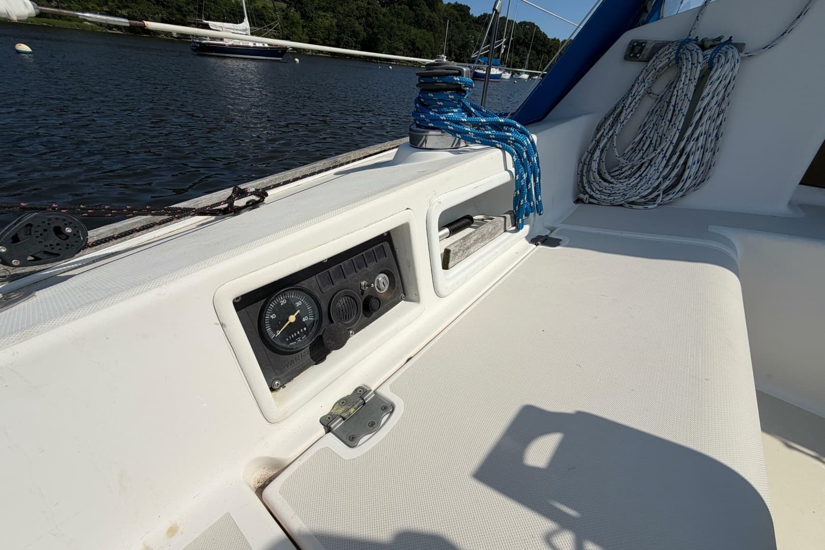 1986 Pearson 33