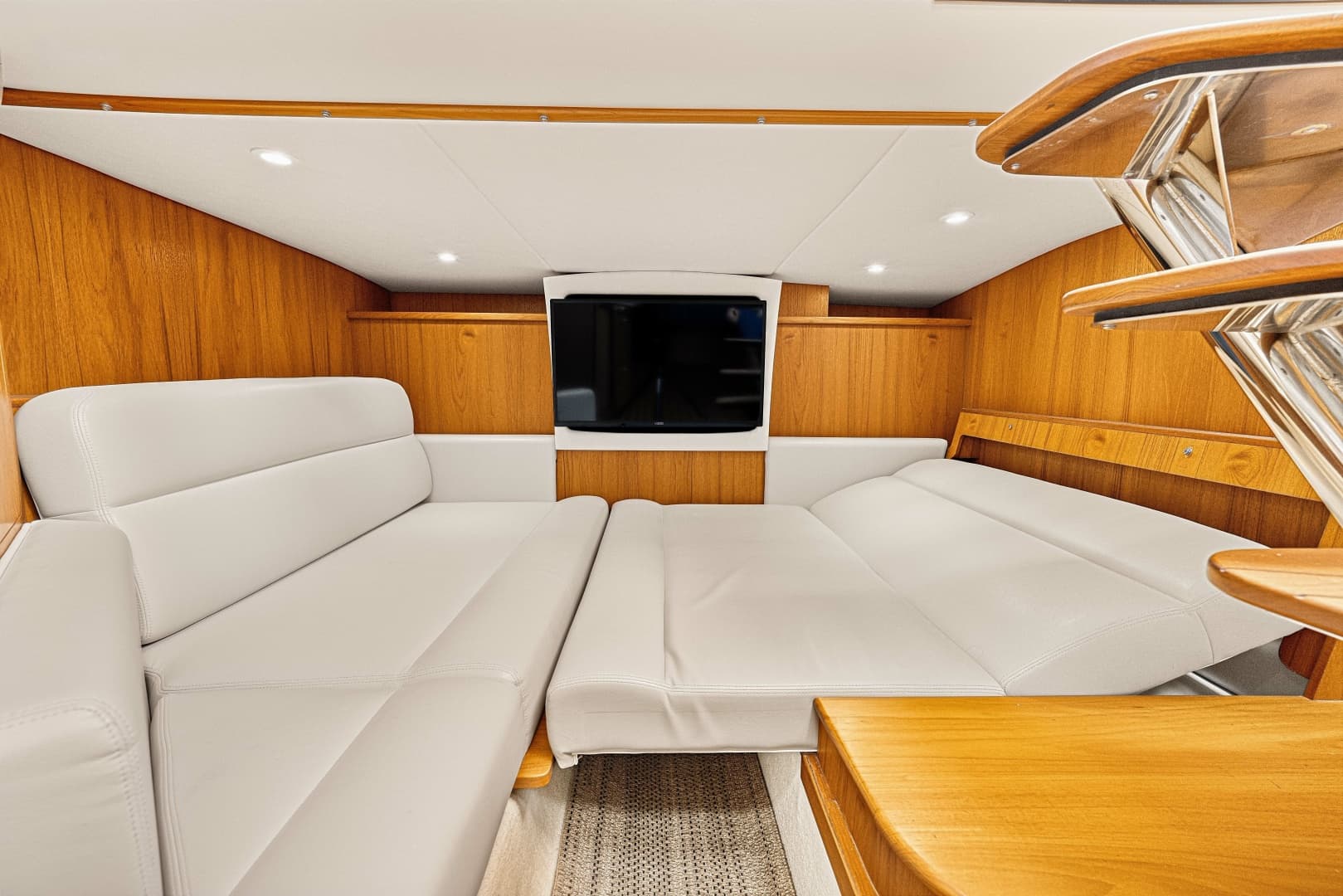 2011 Tiara Yachts 3500 Sivran LE