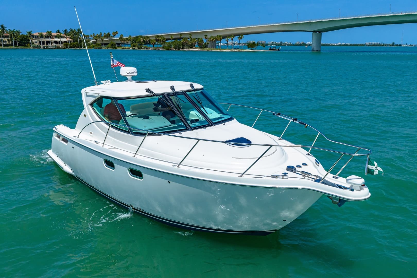2011 Tiara Yachts 3500 Sivran LE