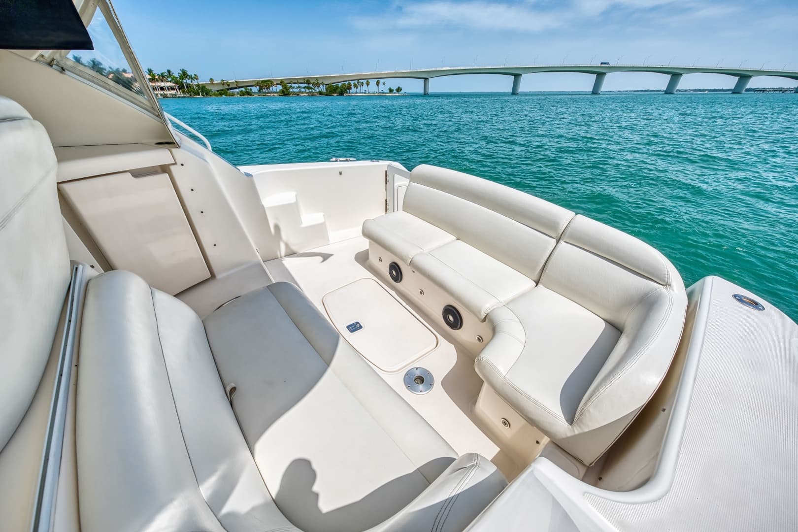 2011 Tiara Yachts 3500 Sivran LE