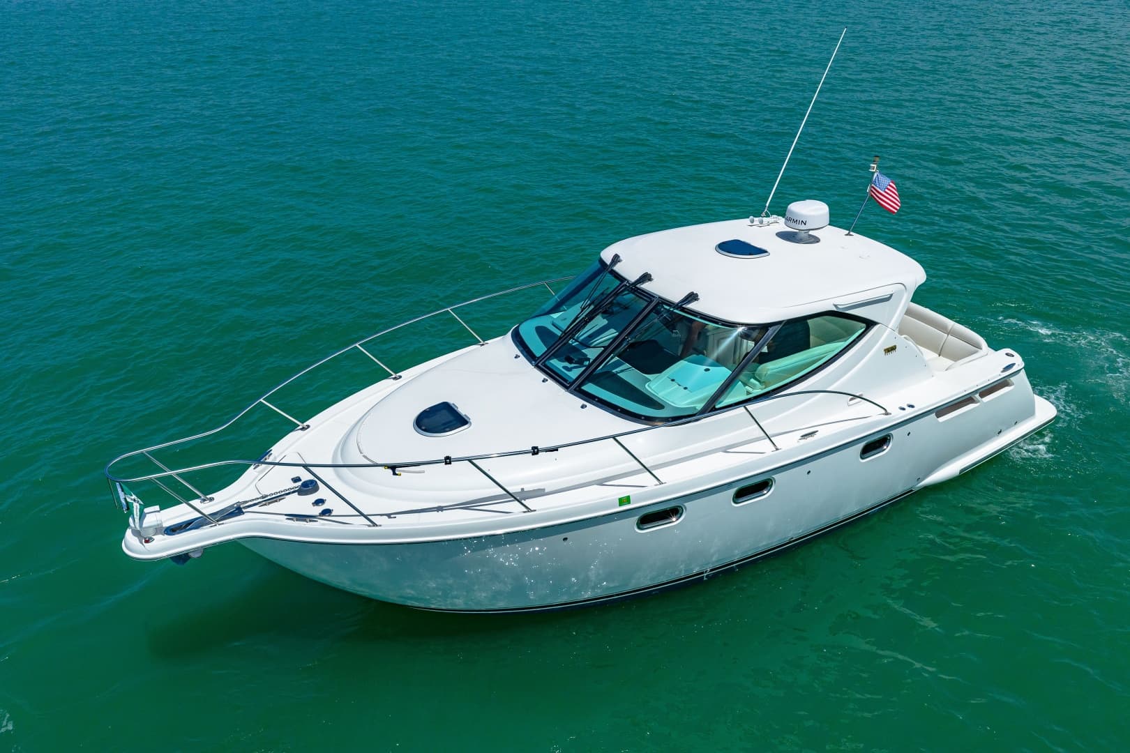 2011 Tiara Yachts 3500 Sivran LE