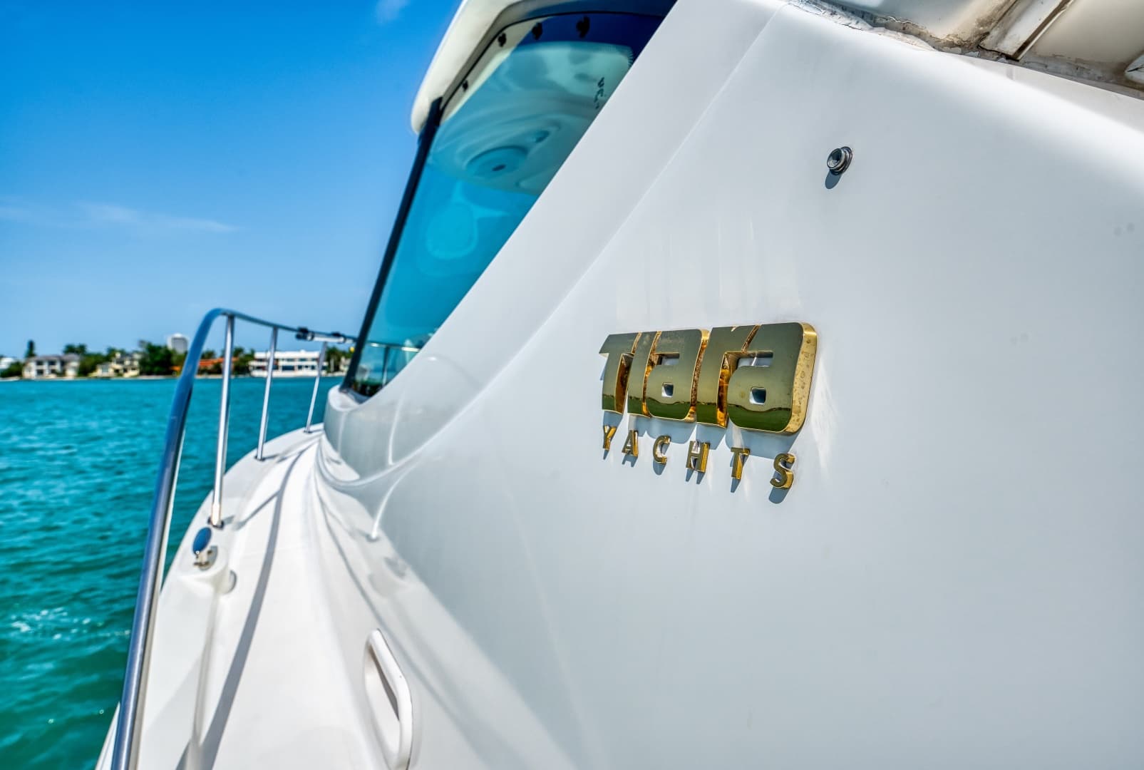 2011 Tiara Yachts 3500 Sivran LE
