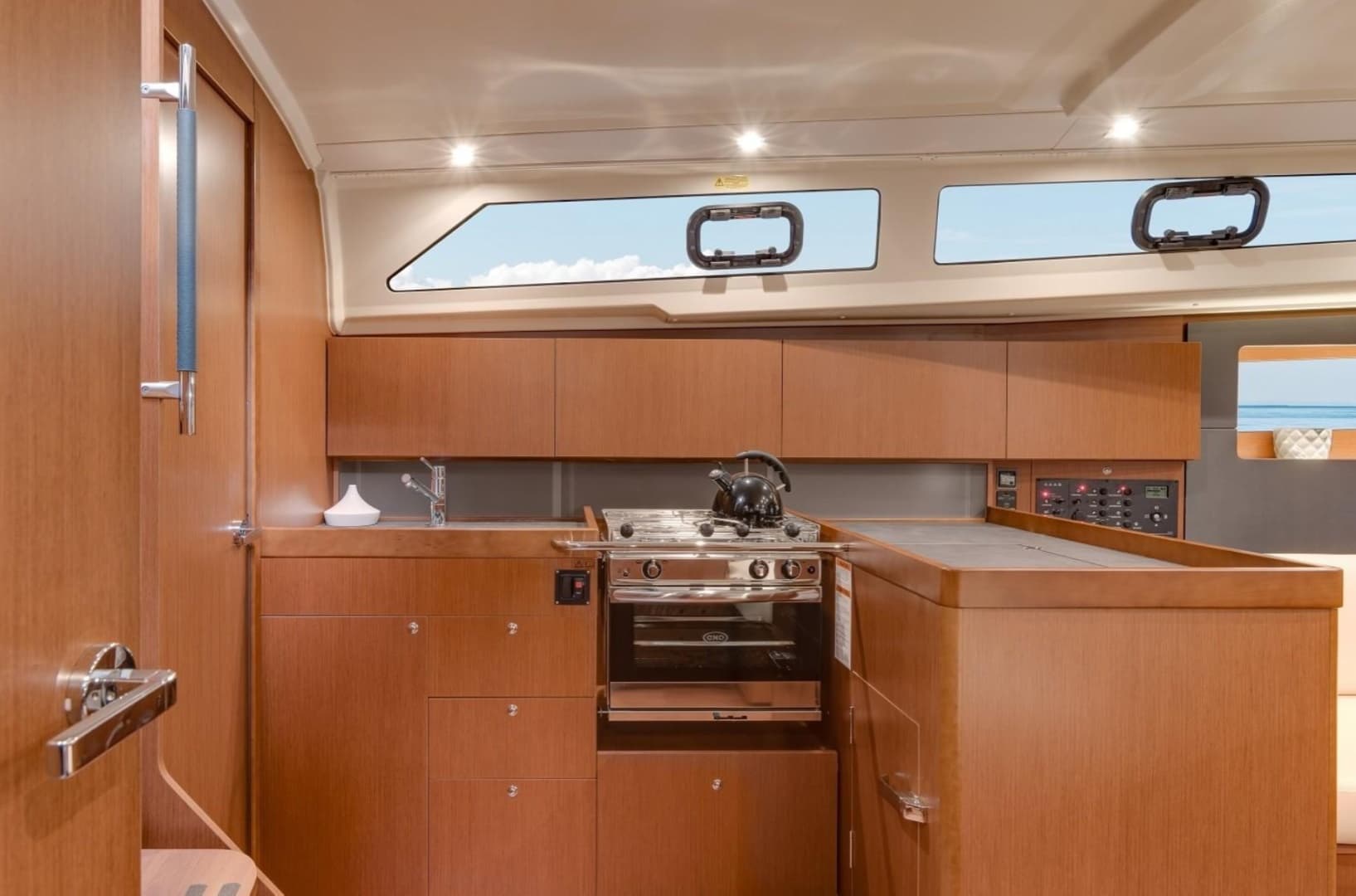 2020 Beneteau Oceanis 41.1