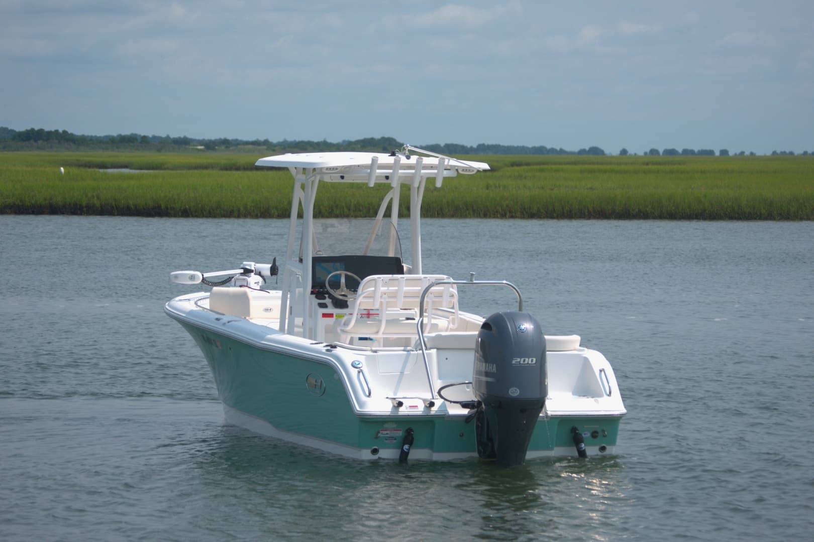 2023 Sea Hunt Ultra 234