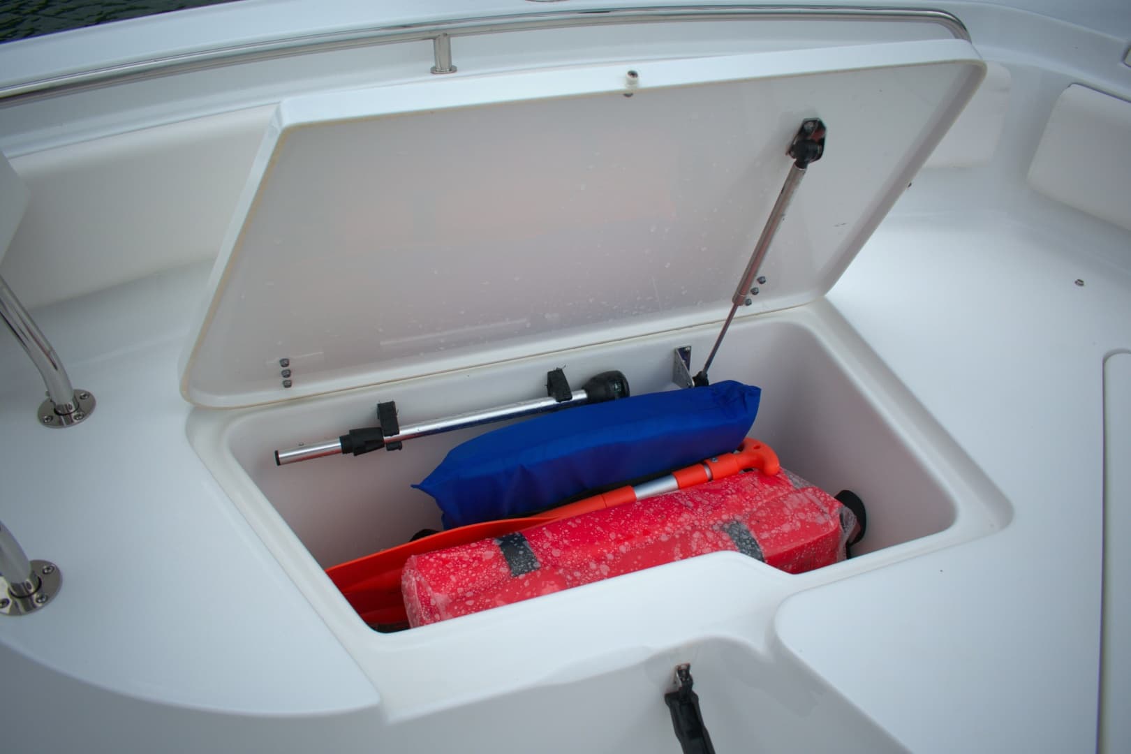 2023 Sea Hunt Ultra 234