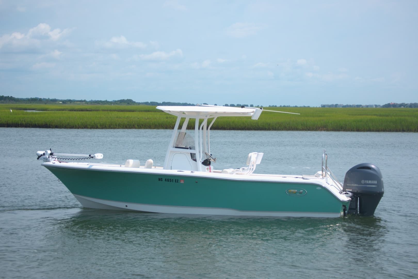 2023 Sea Hunt Ultra 234