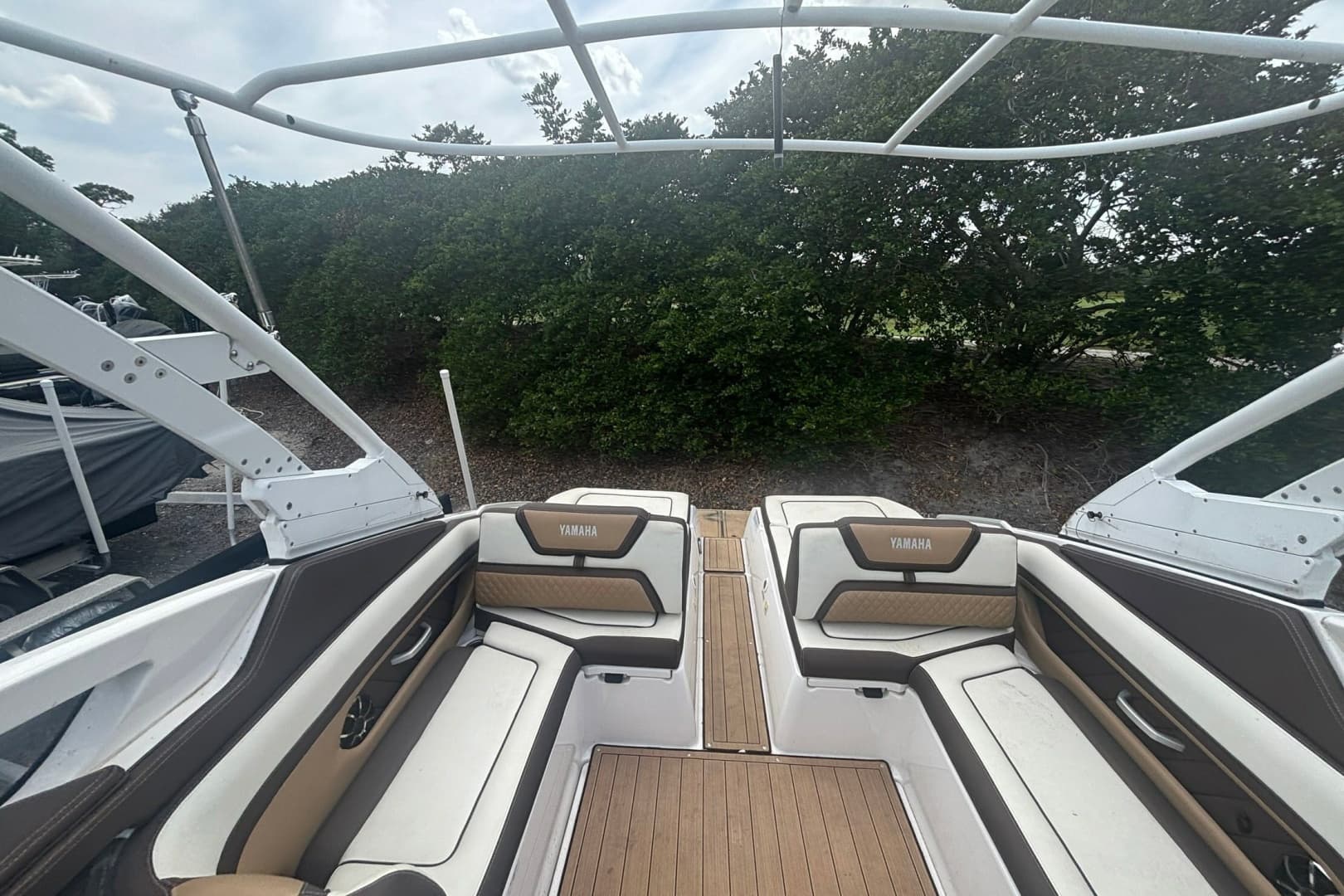 2021 Yamaha Boats 275SE