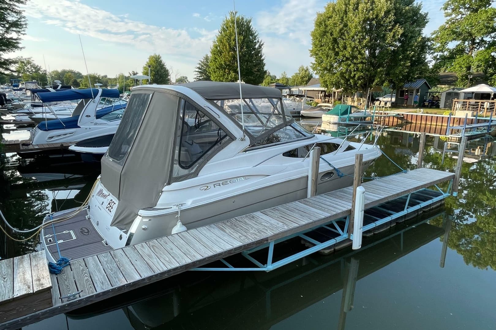 2008 Regal 3060 Window Express