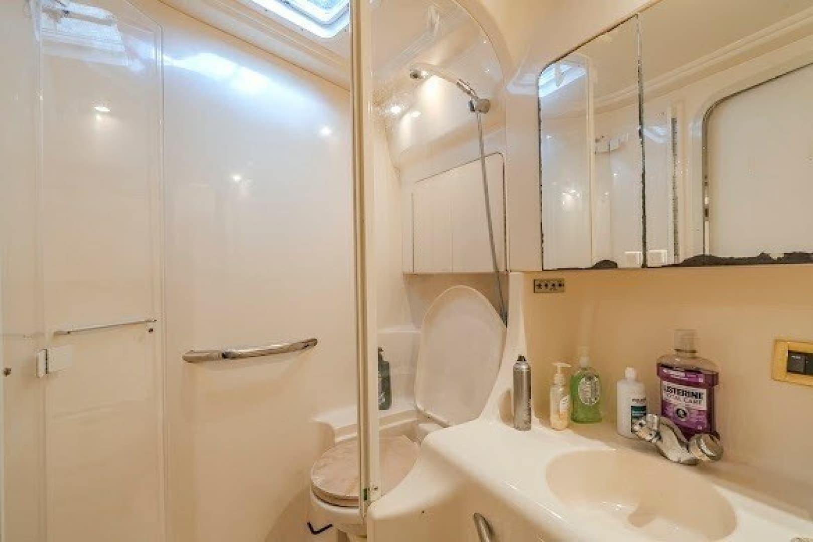 1999 Sea Ray 380 Sundancer