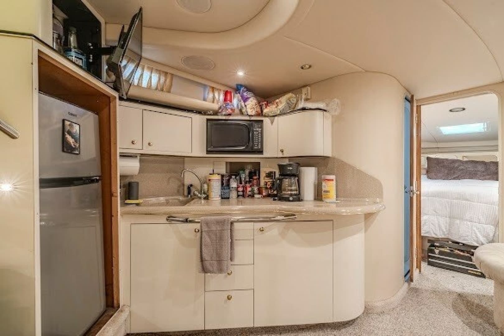 1999 Sea Ray 380 Sundancer