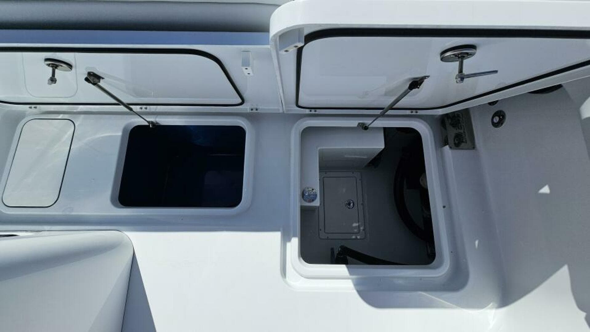 2025 Costa Custom 34SV