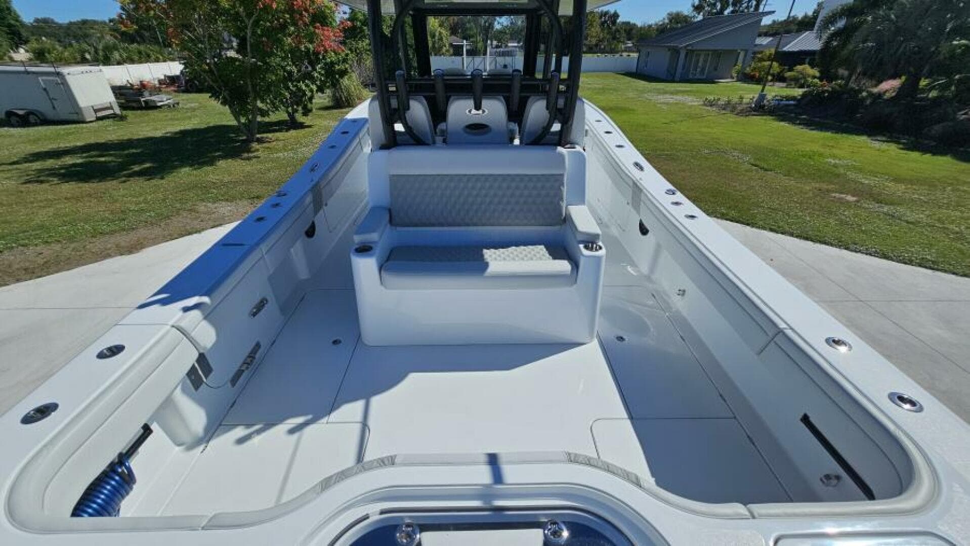 2025 Costa Custom 34SV