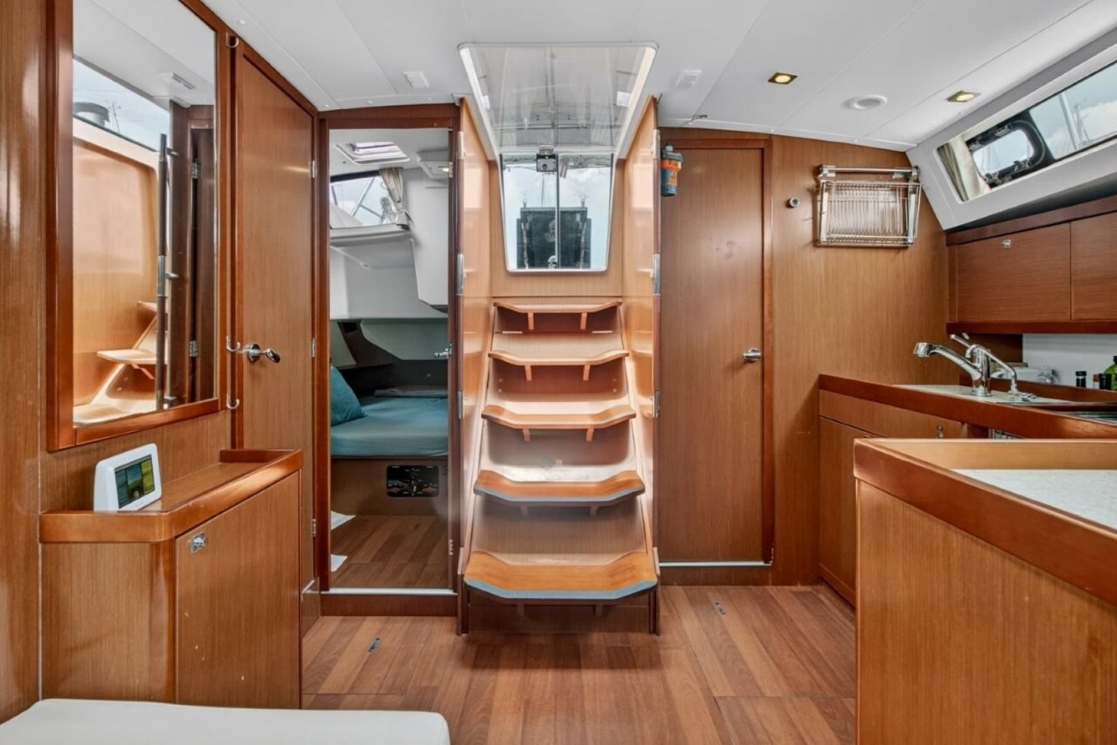 2013 Beneteau Oceanis 45