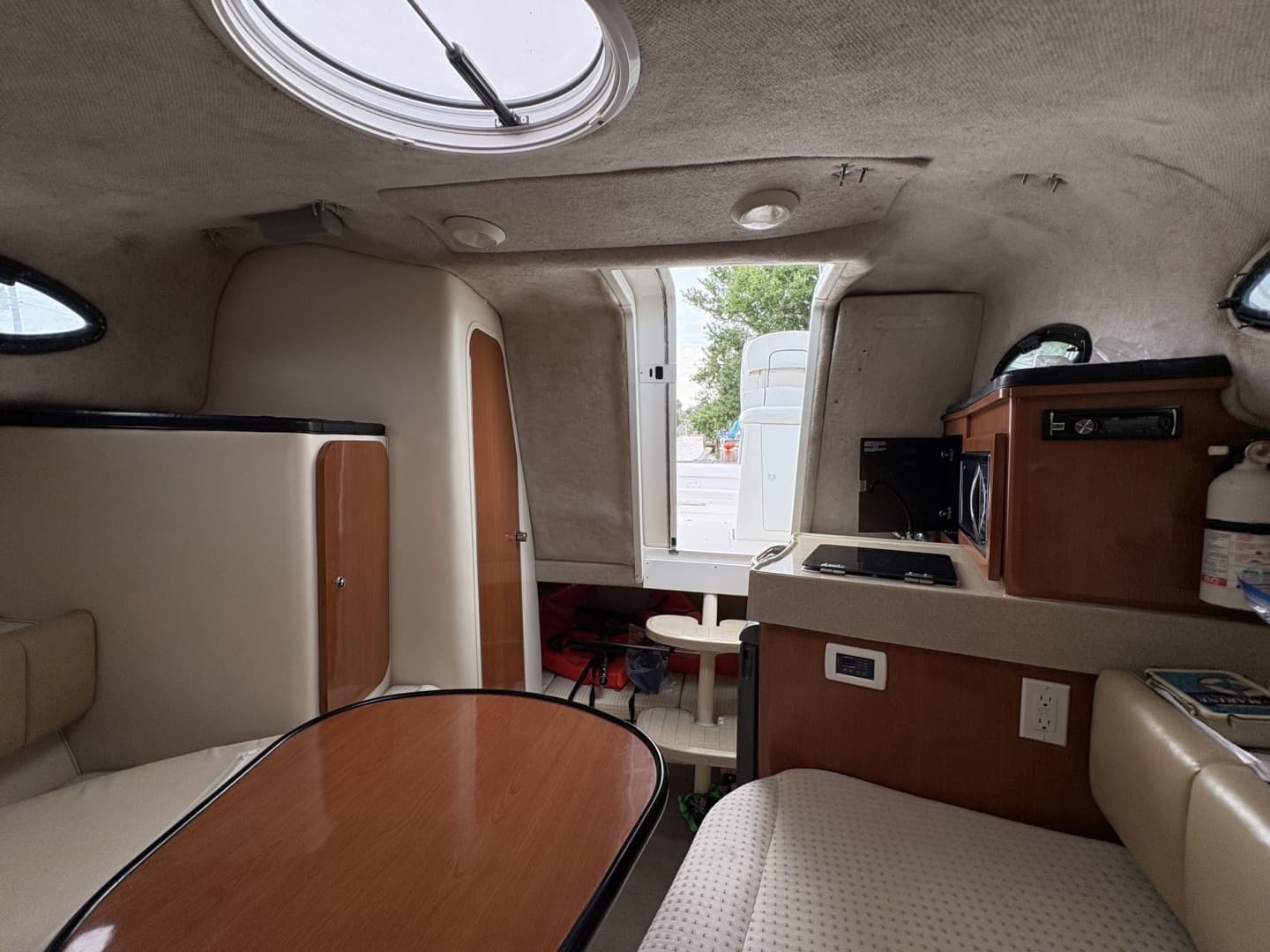 2003 Wellcraft 270 Coastal