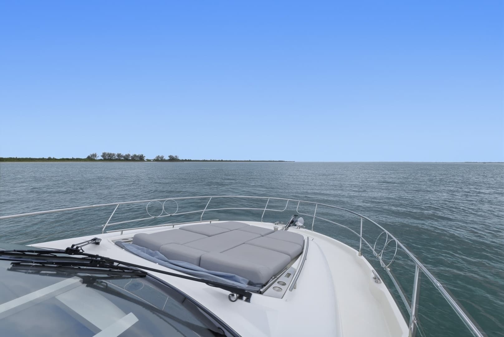 2023 Prestige 520 Fly