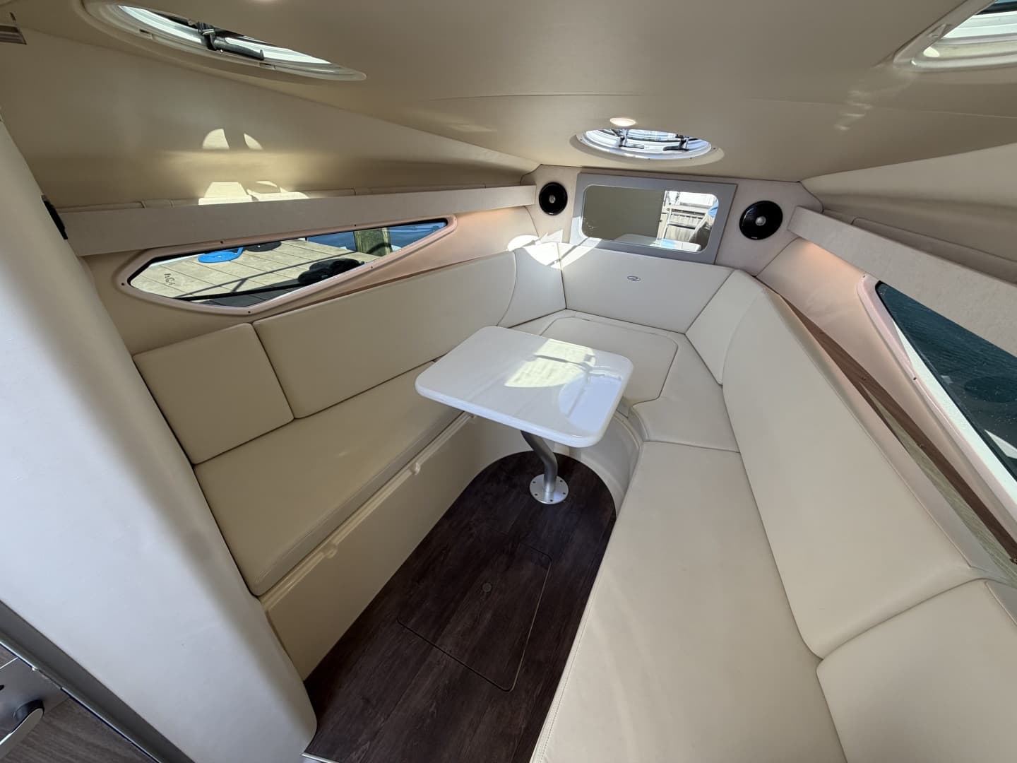 2020 Regal 28 Express
