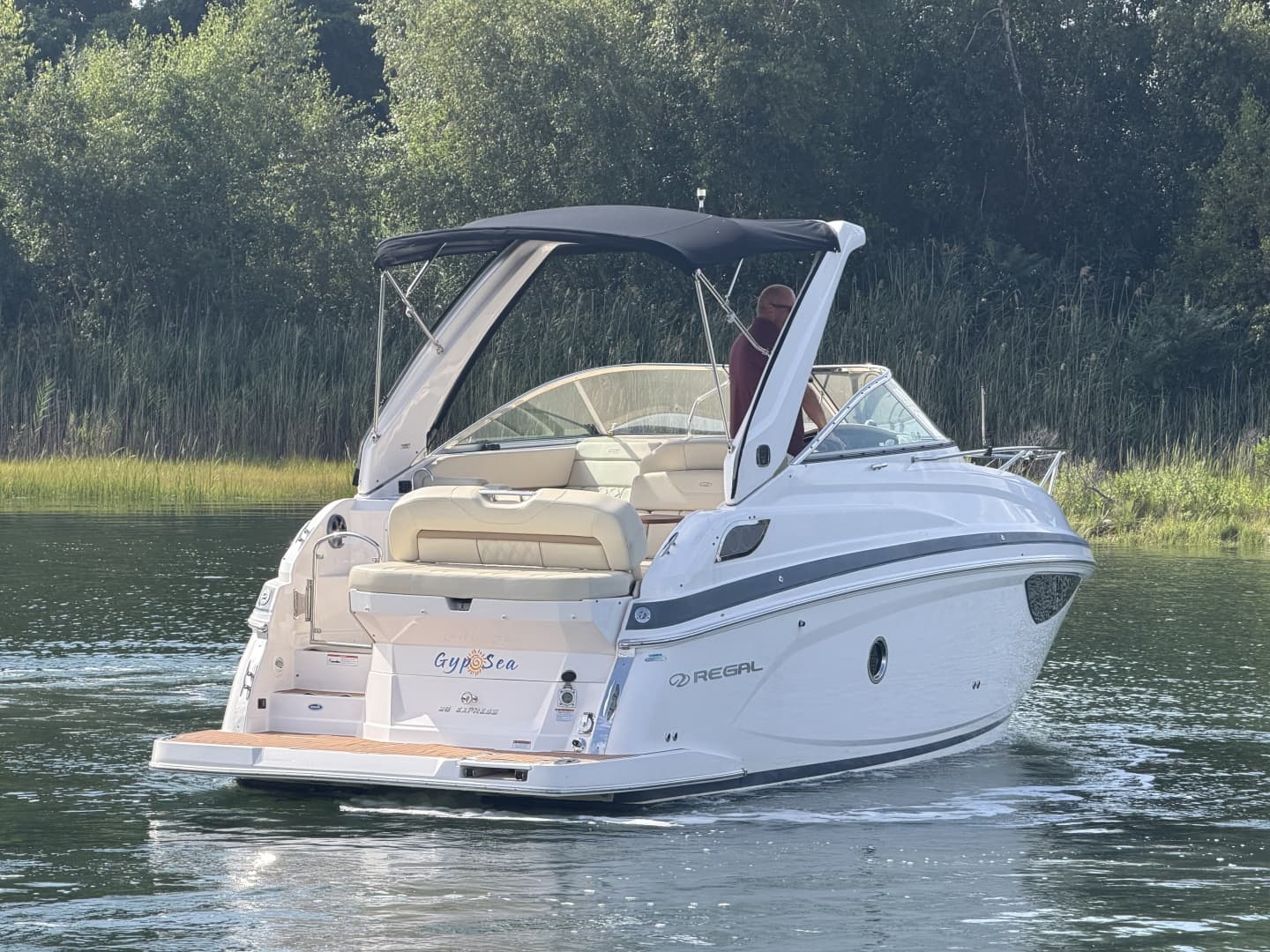 2020 Regal 28 Express