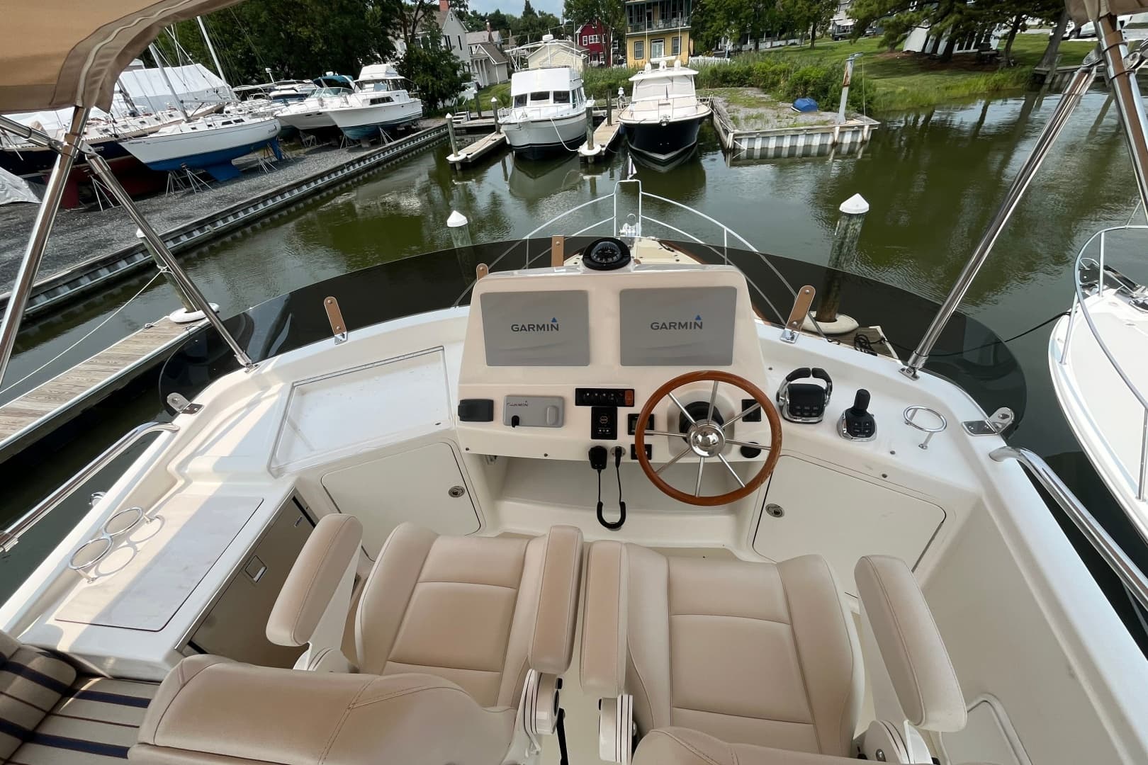 2018 Sabre 42 Fly Bridge Sedan