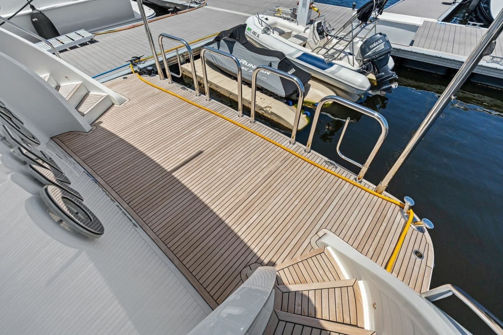 2012 Ocean Alexander 90 Skylounge