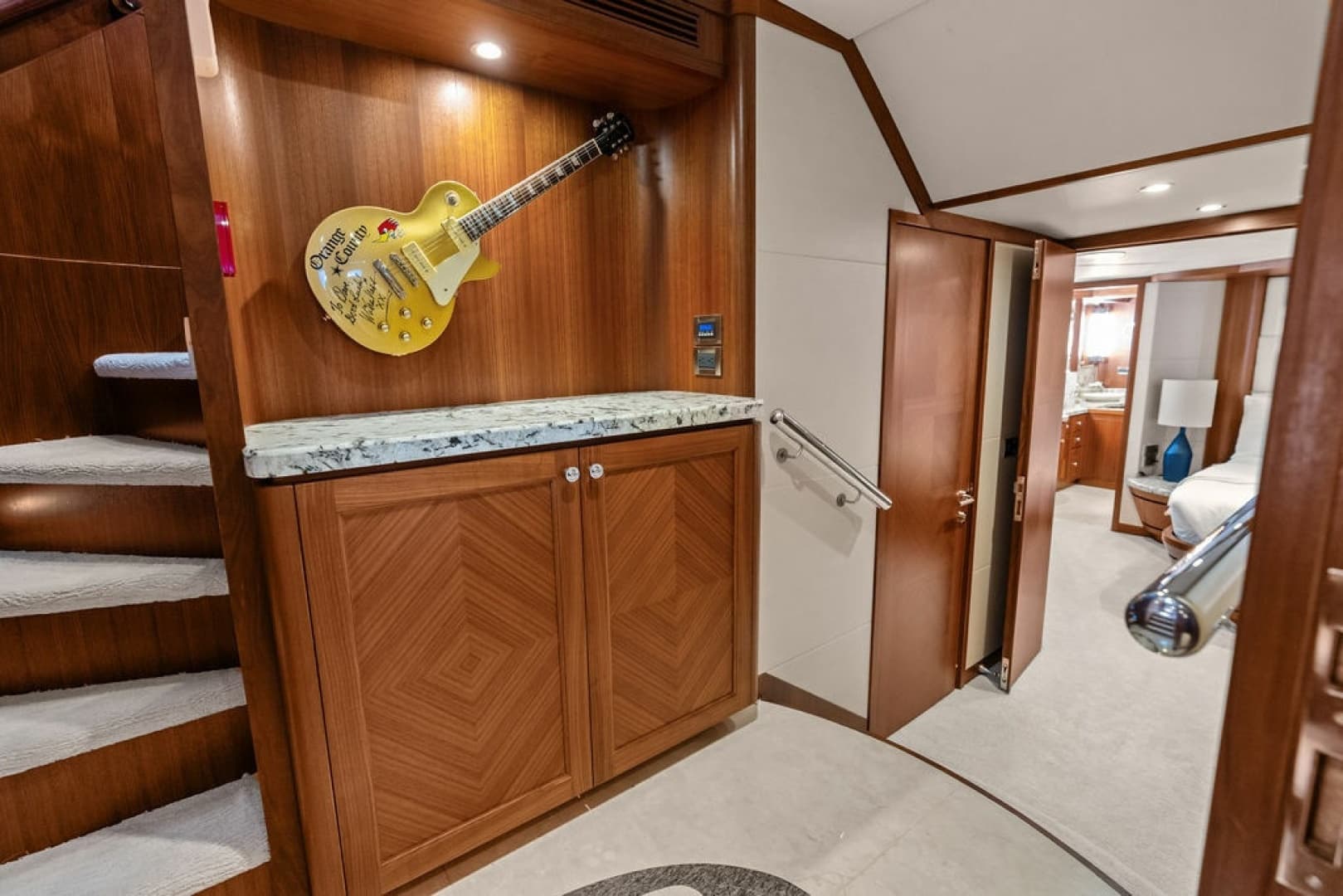 2012 Ocean Alexander 90 Skylounge