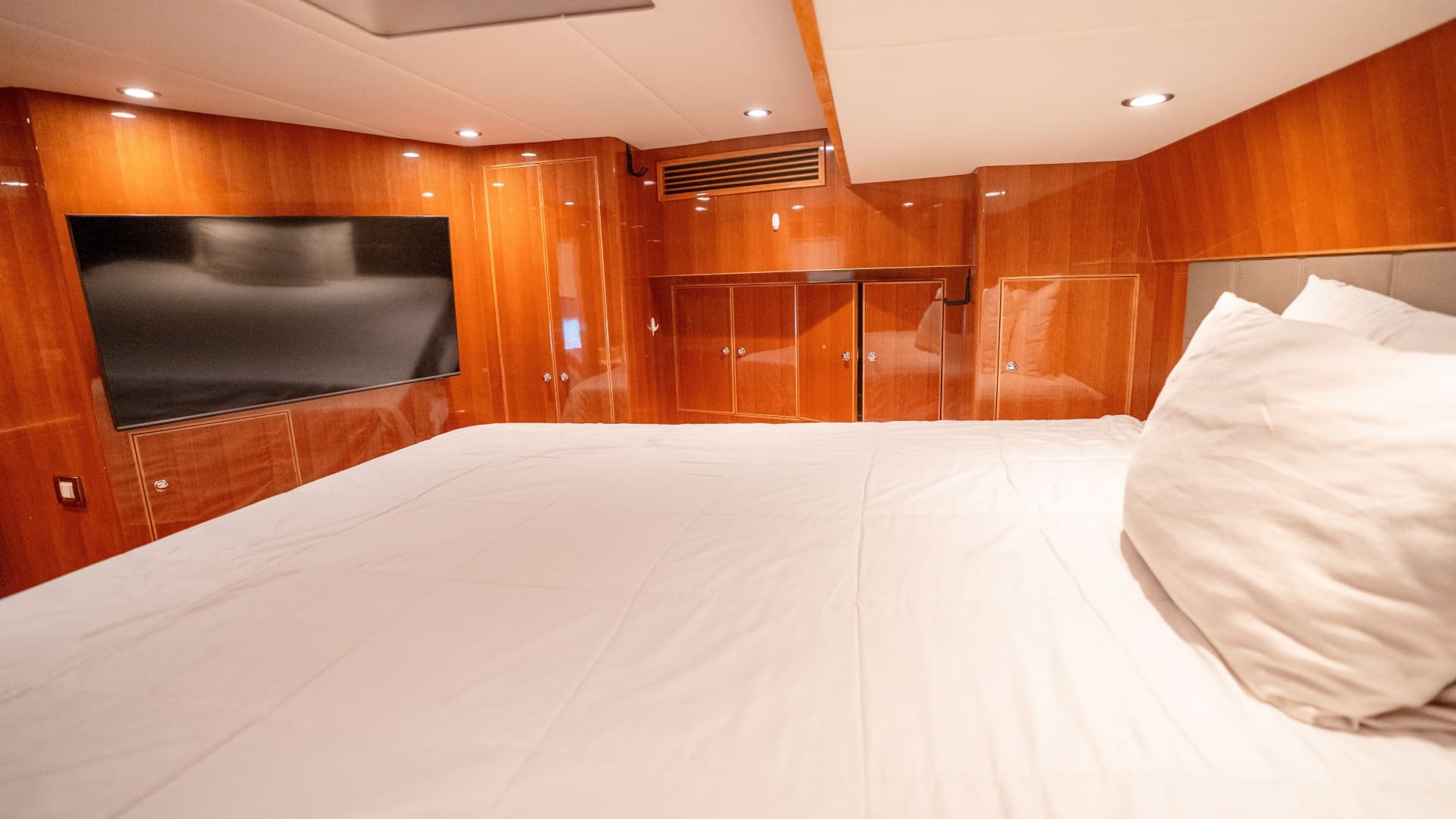 2015 Monte Fino Motor Yacht