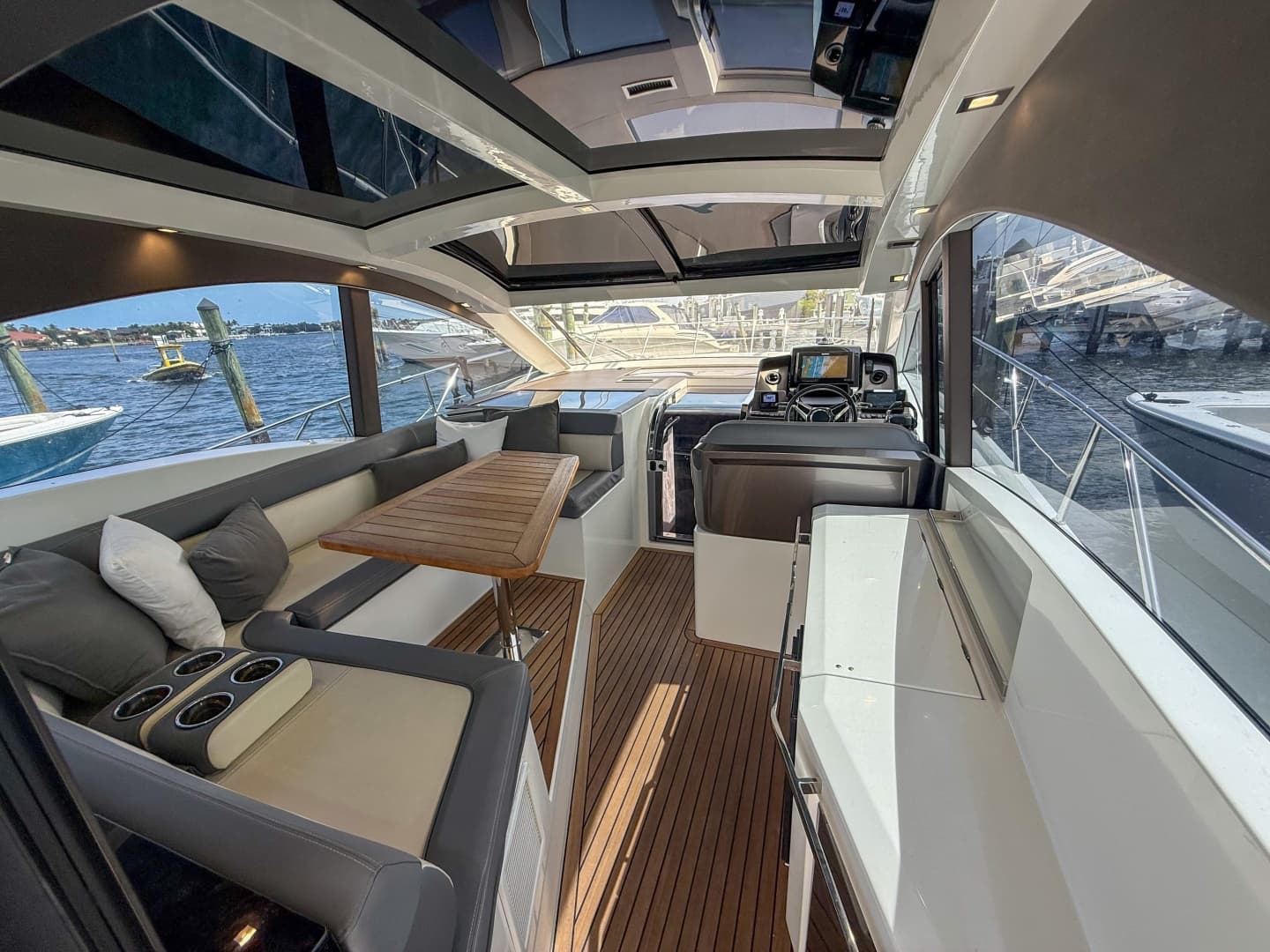 2019 Galeon 