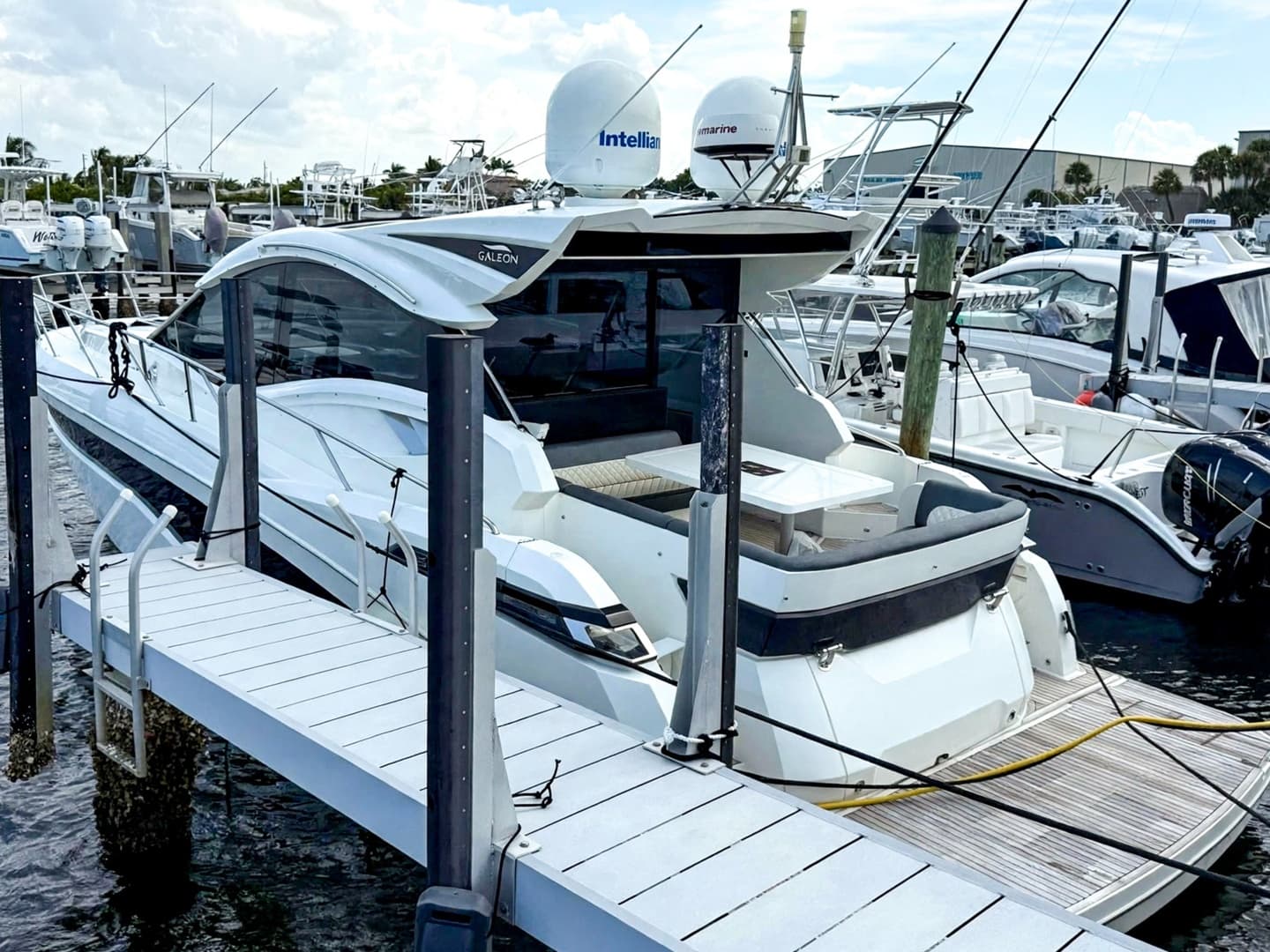 2019 Galeon 