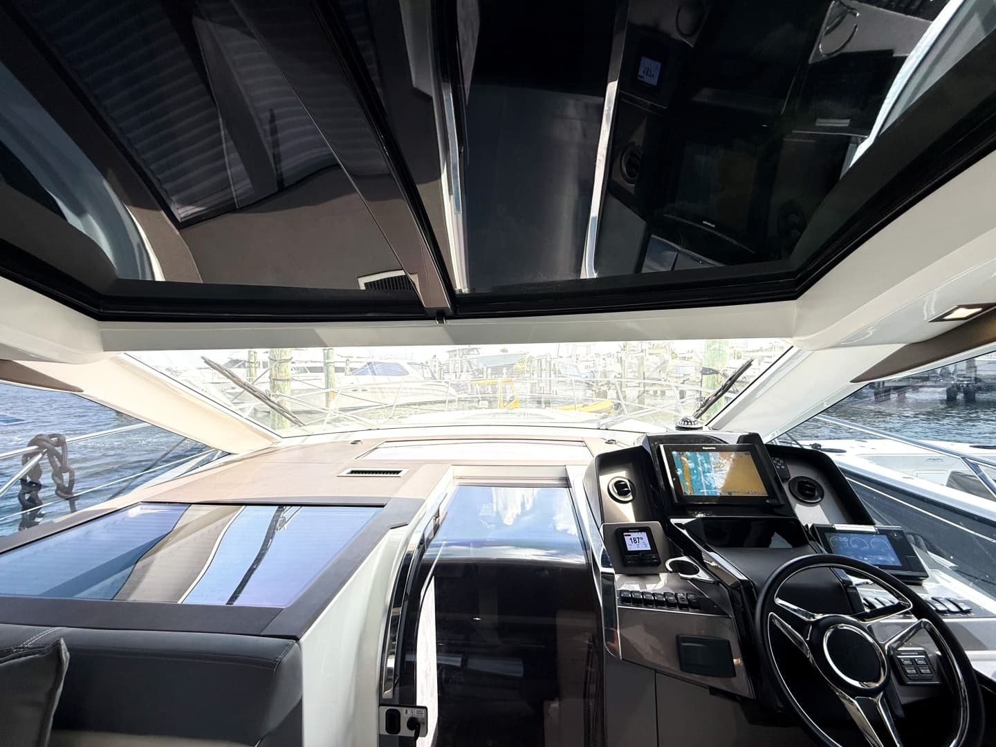 2019 Galeon 