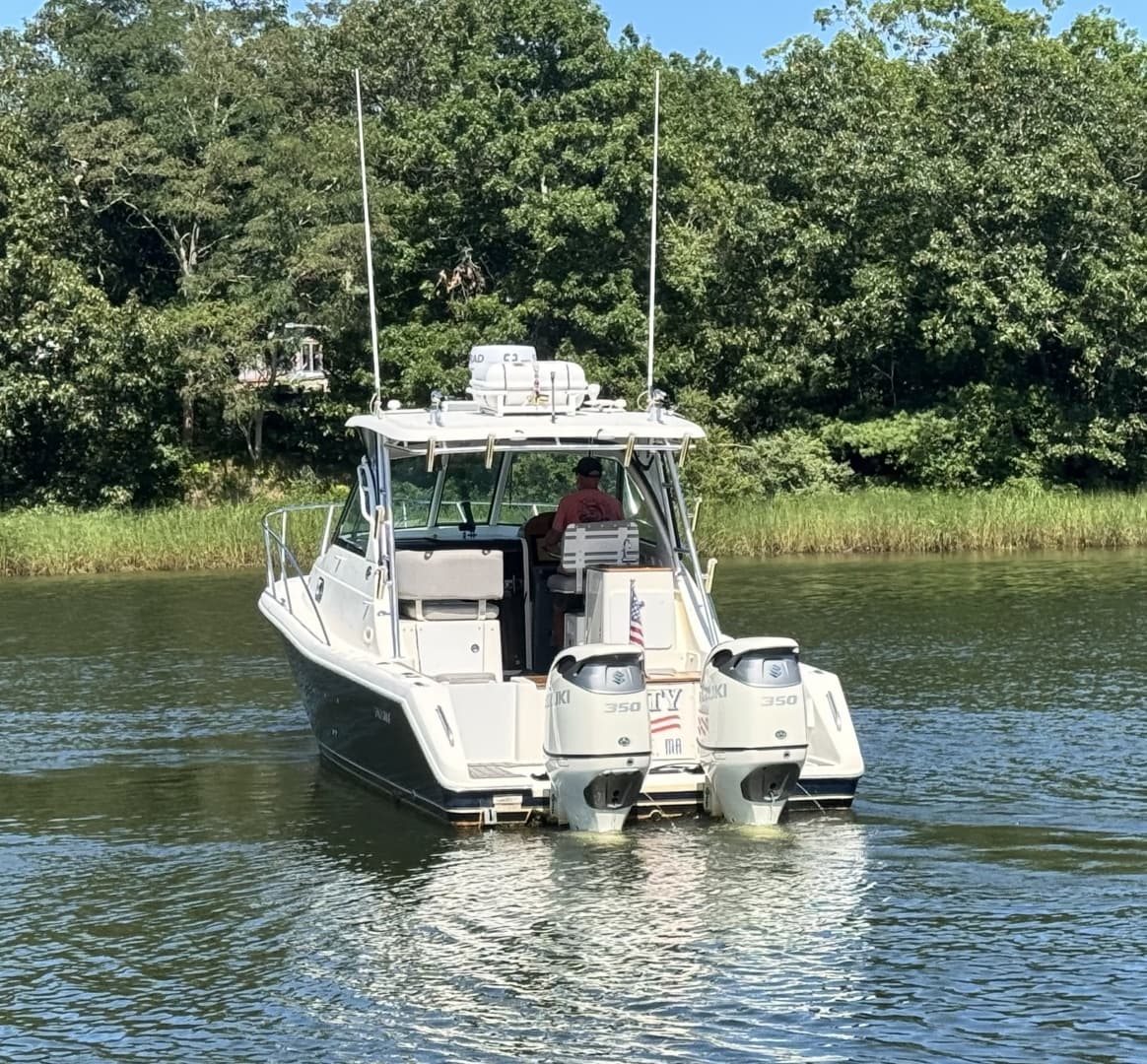 2006 Pursuit 3370 Offshore