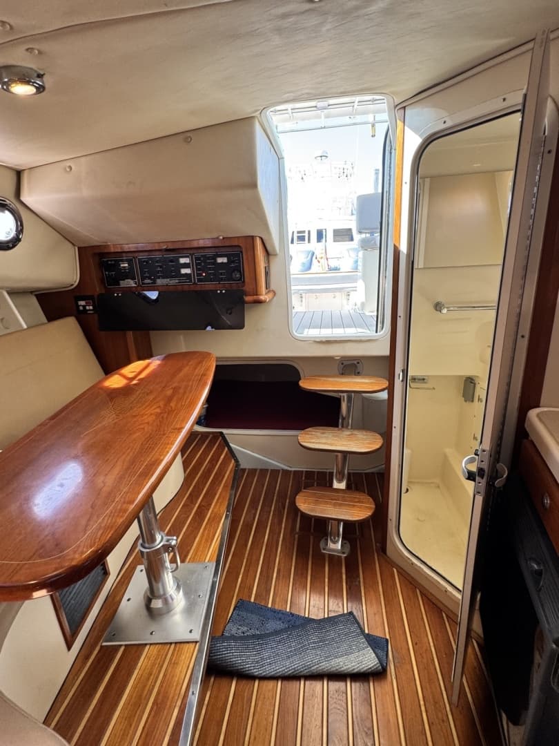 2006 Pursuit 3370 Offshore