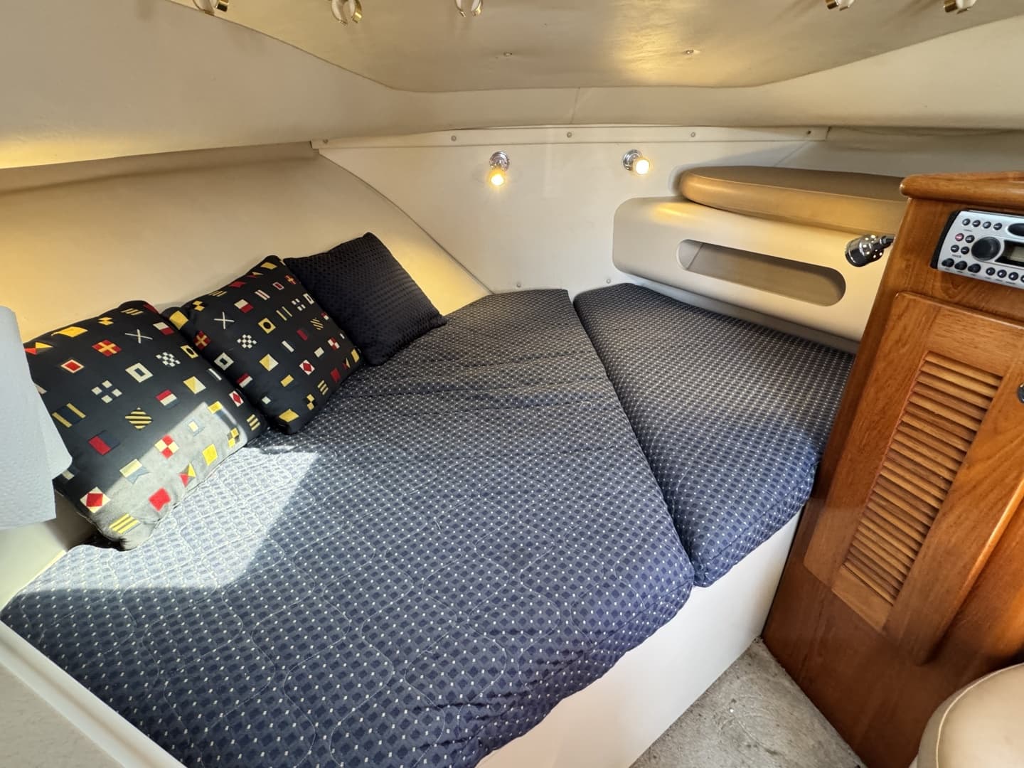 2006 Pursuit 3370 Offshore