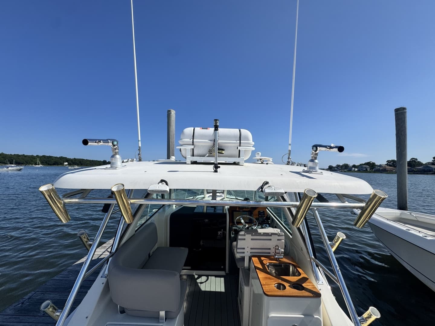 2006 Pursuit 3370 Offshore
