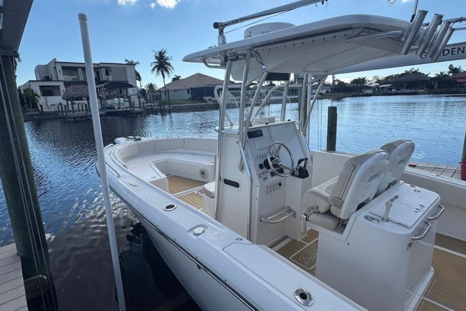 2014 Stamas 317 Tarpon