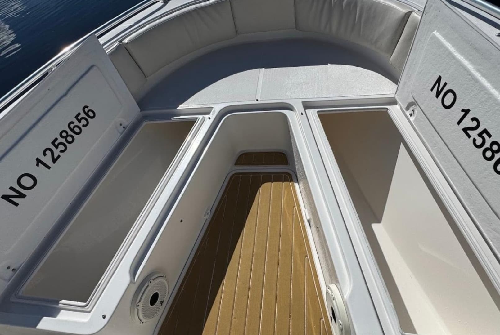 2014 Stamas 317 Tarpon