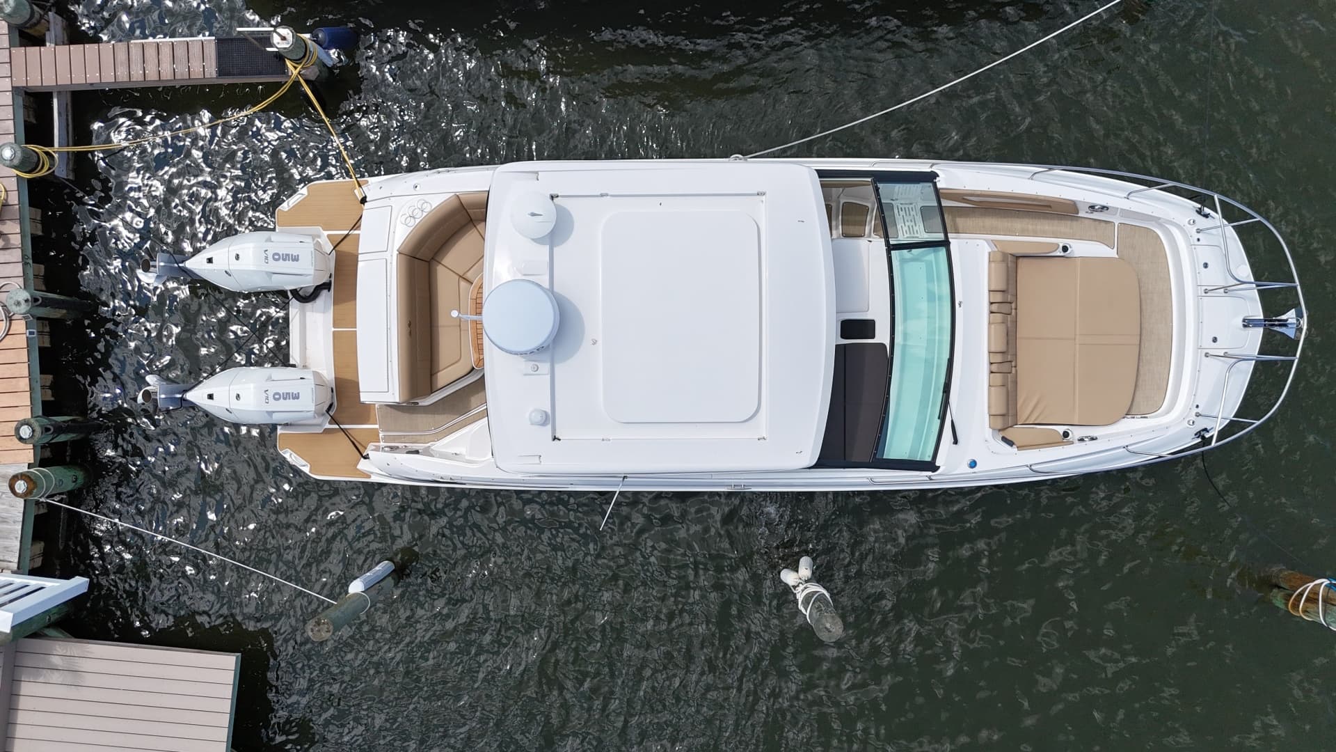 2025 Sea Ray 320 Sundancer OB